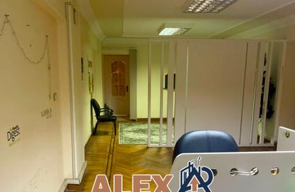Office Space - Studio - 2 Bathrooms for rent in Kafr Abdo St. - Kafr Abdo - Roushdy - Hay Sharq - Alexandria