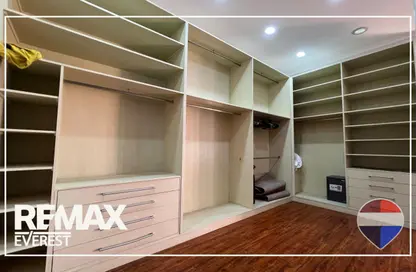 فيلا - 5 غرف نوم - 6 حمامات للبيع في الجريا - كمبوندات الشيخ زايد - الشيخ زايد - الجيزة