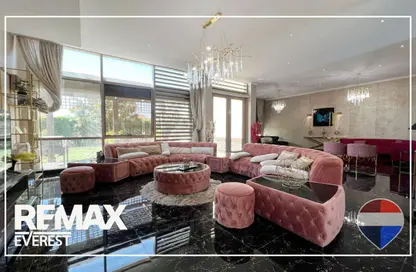 فيلا - 5 غرف نوم - 6 حمامات للبيع في الجريا - كمبوندات الشيخ زايد - الشيخ زايد - الجيزة