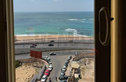 Apartment - 3 Bedrooms - 1 Bathroom for sale in Mohammad Ngeeb Street - Sidi Beshr - Hay Awal El Montazah - Alexandria