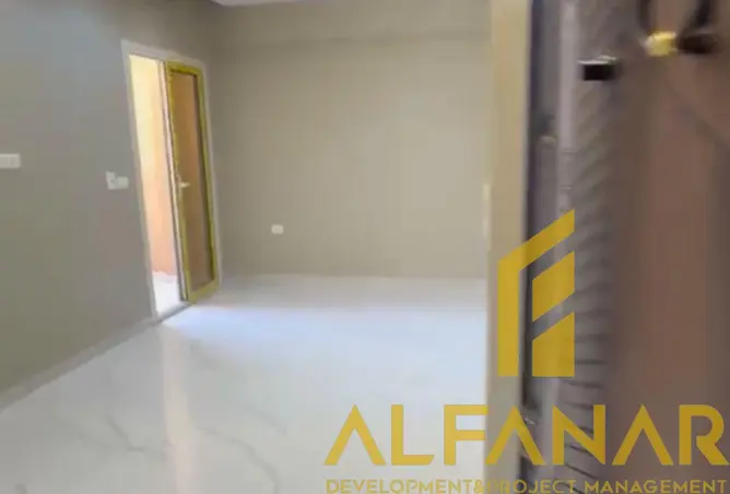 117023381 - Property Image 3