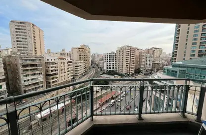 شقة - 4 غرف نوم - 4 حمامات للايجار في سان ستيفانو جراند بلازا - سان ستيفانو - حي شرق - الاسكندرية