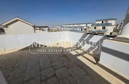 Villa - 4 Bedrooms - 2 Bathrooms for sale in Mountain View iCity - 5th Settlement Compounds - The 5th Settlement - New Cairo City - Cairo