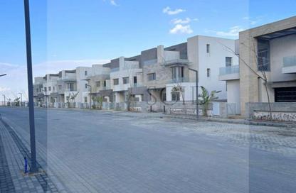 تاون هاوس - 3 - 3 للبيع في بيراميدز هيلز - طريق مصر اسكندرية الصحراوي - مدينة 6 أكتوبر - الجيزة