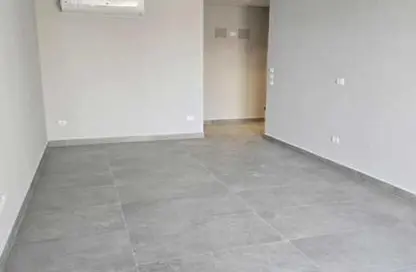 شقة - 3 غرف نوم - 3 حمامات للايجار في فيلدج ويست - كمبوندات الشيخ زايد - الشيخ زايد - الجيزة