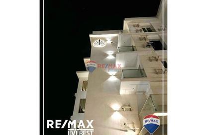 Apartment - 3 Bedrooms - 3 Bathrooms for sale in October Plaza - 6 October Compounds - 6 October City - Giza