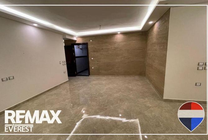 65415372 - Property Main Image