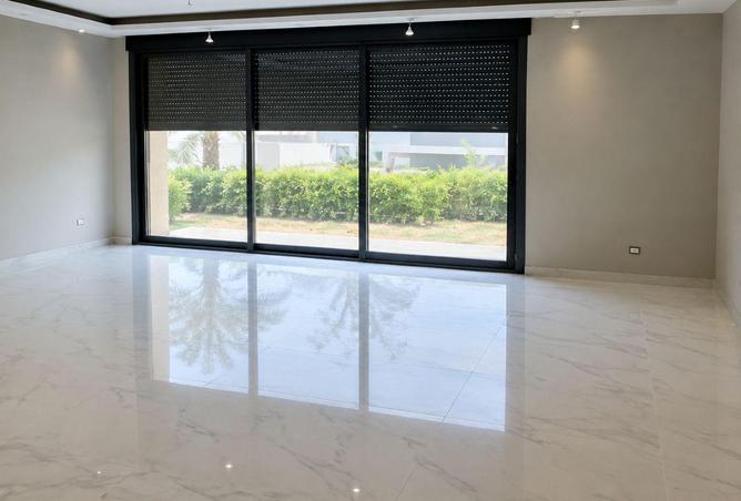 98012547 - Property Main Image