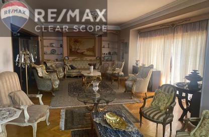 Apartment - 4 Bedrooms - 3 Bathrooms for sale in Heliopolis Square - El Nozha - Cairo