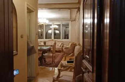 شقة - 3 غرف نوم - 1 حمام للايجار في شارع النزهه - ارض الجولف - مصر الجديدة - القاهرة