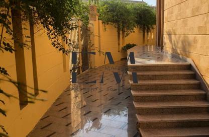 Office Space - Studio - 1 Bathroom for rent in Service Road - Ganoob El Acadimia - New Cairo City - Cairo