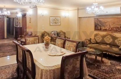 Apartment - 3 Bedrooms - 2 Bathrooms for sale in Kamal Eldin Salah St. - Smouha - Hay Sharq - Alexandria