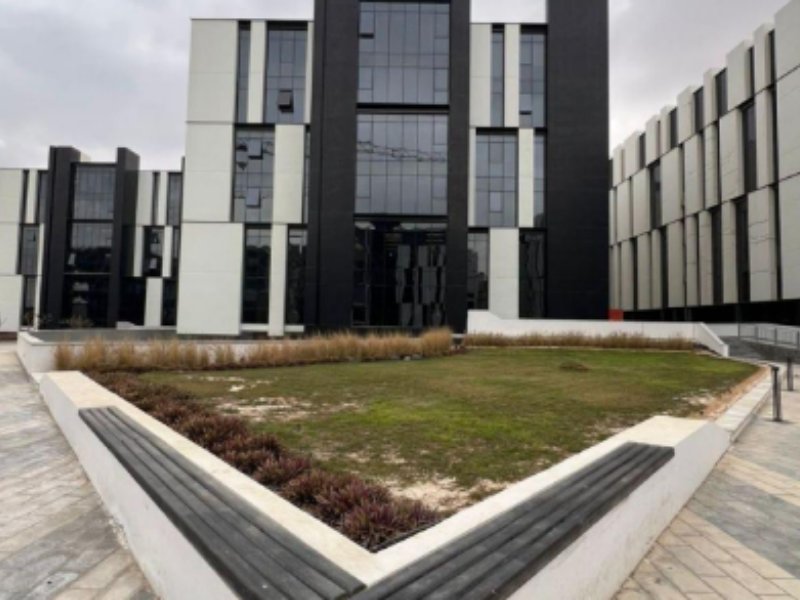 Office 50m | Hyde Park | Installments thumbnail