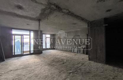 Apartment - 3 Bedrooms - 3 Bathrooms for sale in Eastown - 5th Settlement Compounds - The 5th Settlement - New Cairo City - Cairo