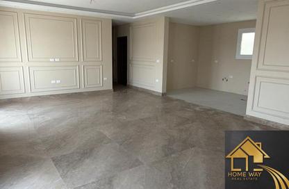 Apartment - 4 Bedrooms - 3 Bathrooms for rent in Garden Residence - Hyde Park - New Cairo City - Cairo