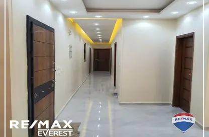 شقة - 3 غرف نوم - 3 حمامات للايجار في الحي السابع - الشيخ زايد - الجيزة شقة - 3 غرف نوم - 3 حمامات للايجار في الحي السابع - الشيخ زايد - الجيزة