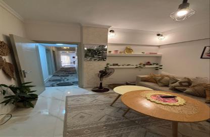 Roof - 3 Bedrooms - 2 Bathrooms for rent in Fatma Al Sharbatly Mosque - District 3 - The 5th Settlement - New Cairo City - Cairo