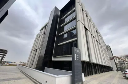 Office Space - 3 Bedrooms - 1 Bathroom for rent in Hyde Park - New Cairo City - Cairo