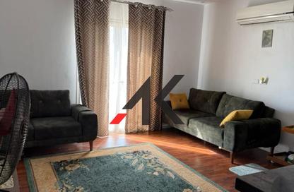 Apartment - 2 Bedrooms - 1 Bathroom for rent in Garden Residence - Hyde Park - New Cairo City - Cairo