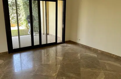 فيلا - 5 غرف نوم - 5 حمامات للبيع في ليفانا - اب تاون كايرو - المقطم - القاهرة