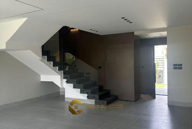77324394 - Property Image 2