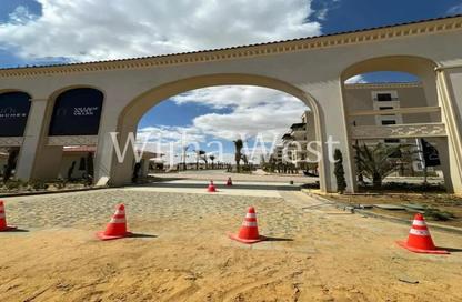 شقة - غرفة نوم - 2 حمامات للبيع في فيلدج ويست - كمبوندات الشيخ زايد - الشيخ زايد - الجيزة