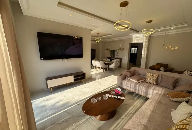 117537810 - Property Image 2