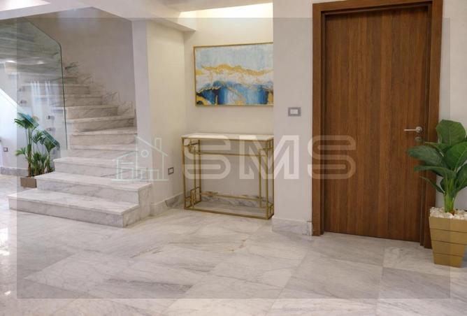 102905305 - Property Image 2
