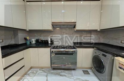 Apartment - 2 Bedrooms - 2 Bathrooms for rent in El Narges Buildings - Al Narges - New Cairo City - Cairo