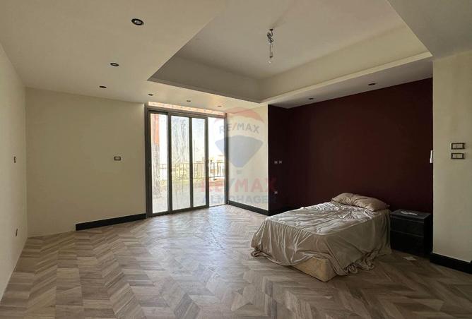 102914402 - Property Image 3