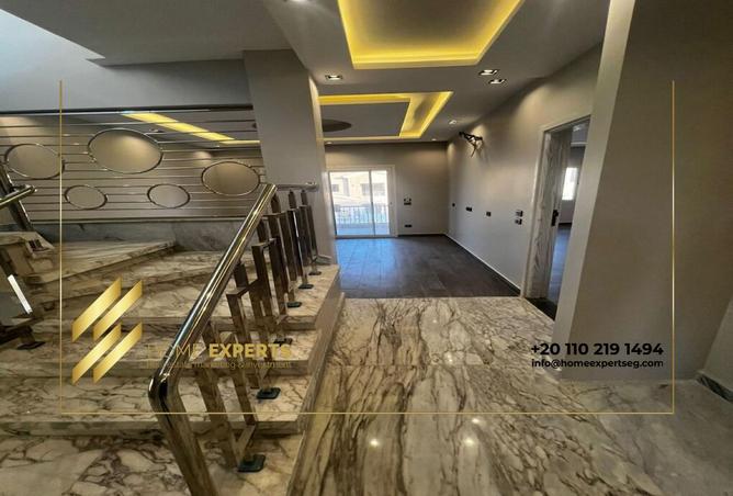 8600809 - Property Image 3