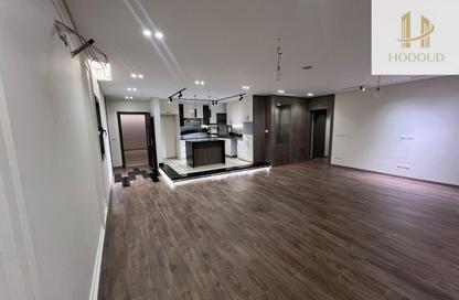 Apartment - 3 Bedrooms - 3 Bathrooms for sale in Eastown - 5th Settlement Compounds - The 5th Settlement - New Cairo City - Cairo
