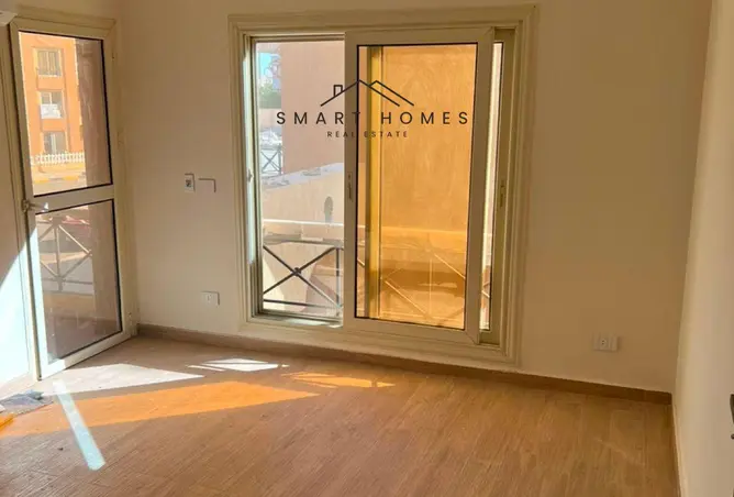 100643833 - Property Image 2