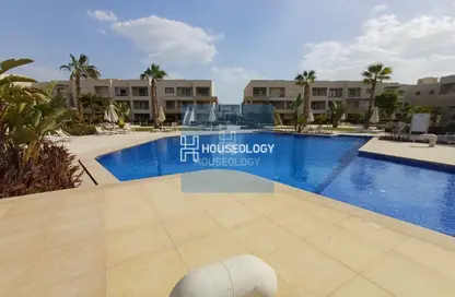 شاليه - غرفة نوم - 2 حمامات للبيع في أزهى - العين السخنة - السويس