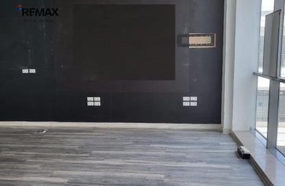Office Space - Studio - 4 for rent in Point 90 Mall - South Investors Area - New Cairo City - Cairo Office Space - Studio - 4 for rent in Point 90 Mall - South Investors Area - New Cairo City - Cairo