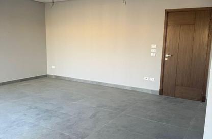 Penthouse - 3 Bedrooms - 2 Bathrooms for sale in Village West - Sheikh Zayed Compounds - Sheikh Zayed City - Giza
