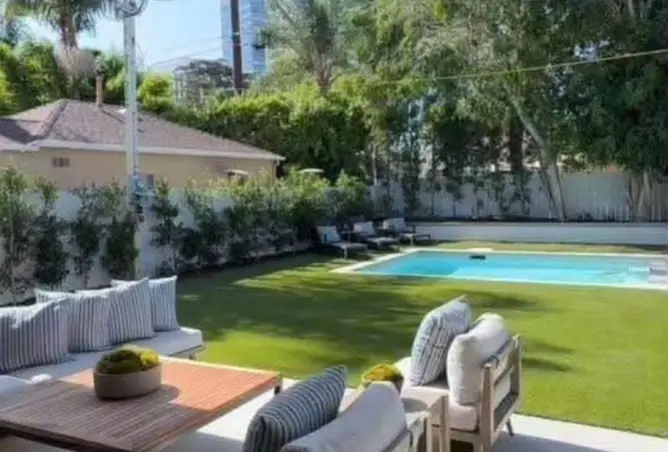 118798379 - Property Image 3