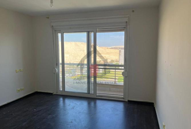 102907352 - Property Main Image