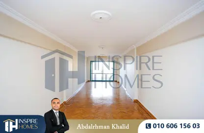 شقة - 3 غرف نوم - 3 حمامات للبيع في شارع محمد فوزي معاذ - سموحة - حي شرق - الاسكندرية