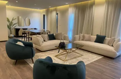 Apartment - 3 Bedrooms - 3 Bathrooms for sale in Hyde Park Central - The 6th Settlement - New Cairo City - Cairo