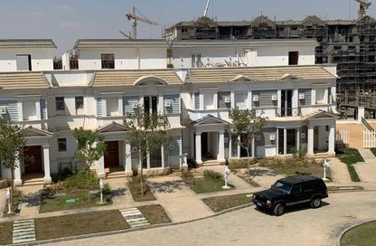 Townhouse - 3 - 3 for sale in Mountain View iCity - 5th Settlement Compounds - The 5th Settlement - New Cairo City - Cairo