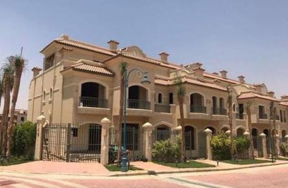 فيلا - 3 غرف نوم - 4 حمامات للبيع في الباتيو 5 ايست - الباتيو - كمبوندات الشروق - مدينة الشروق - القاهرة
