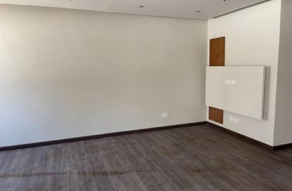 (بنتهاوس  (روف - 3 غرف نوم - 4 حمامات للايجار في نيو جيزة - طريق مصر اسكندرية الصحراوي - مدينة 6 أكتوبر - الجيزة