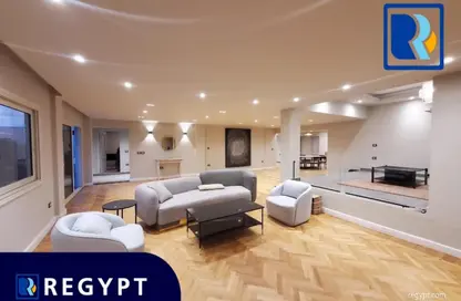 Penthouse - 4 Bedrooms - 4 Bathrooms for sale in Degla Square - Degla - Hay El Maadi - Cairo