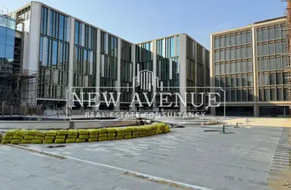 مساحات مكتبية - 3 غرف نوم - 1 حمام للبيع في وان نانيتي - شارع التسعين الجنوبي - التجمع الخامس - مدينة القاهرة الجديدة - القاهرة