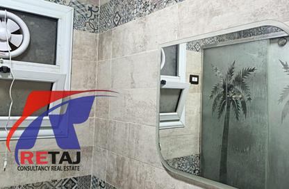 Apartment - 2 - 1 for sale in Ismail Al Kabbany St. - 1st Zone - Nasr City - Cairo