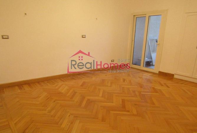 8184683 - Property Image 2