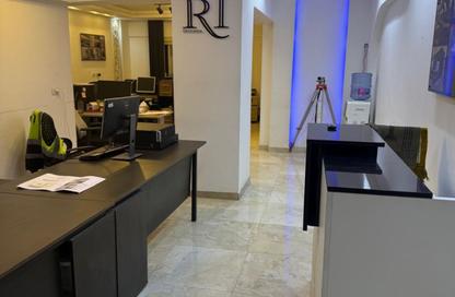 Apartment - 2 - 1 for sale in 50th Street - Zahraa El Maadi - Hay El Maadi - Cairo