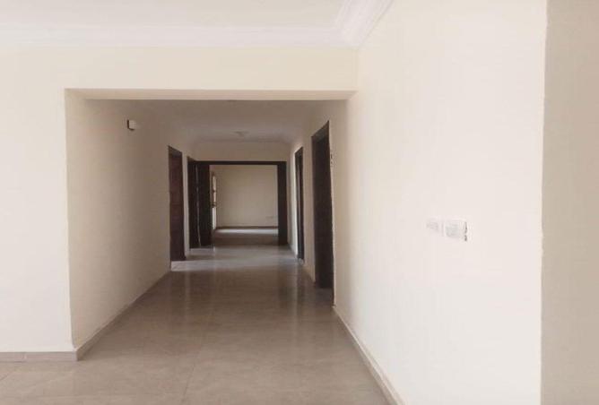 54494088 - صورة العقار 2