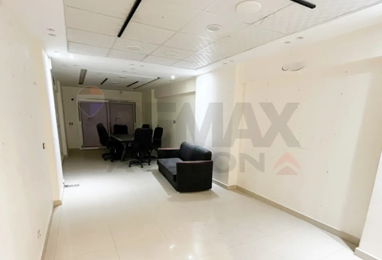 119585696 - Property Main Image